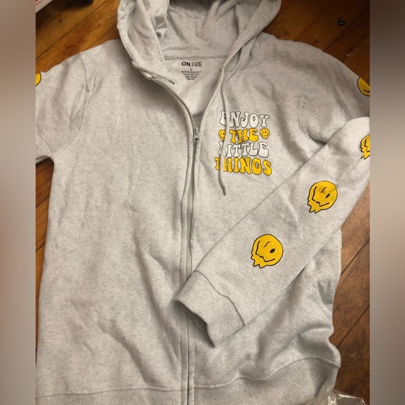 On Fire smiley face hoodie sweatshirt enjoy the small things gray NWOT - Picture 1 of 2
